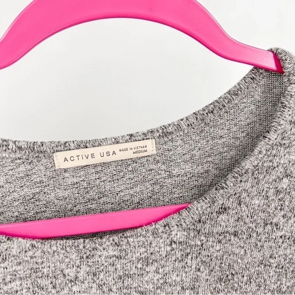 Active USA Gray Long Sleeve Sweater - Picture 2 of 3